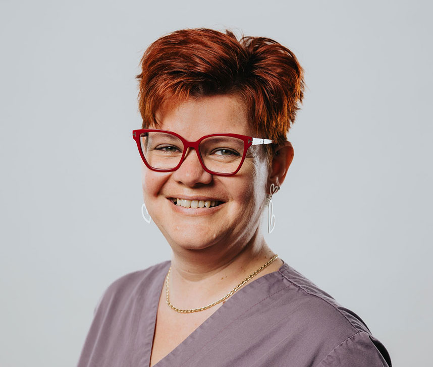 Kathi als erster Kontakt beim Team Dr. Geiger Kontakt Team Dr. Geiger